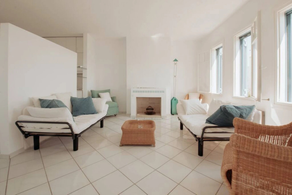 Sea-Front House With Private Beach, Sounio