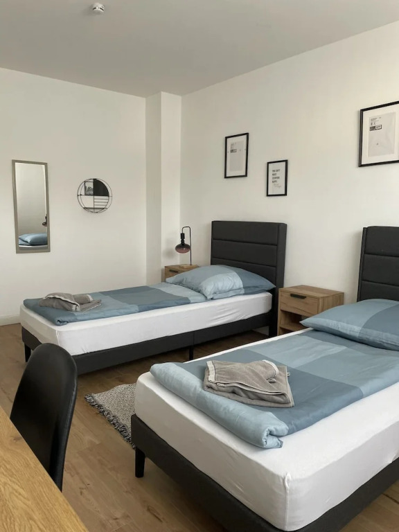 GREEN HILL Apartment