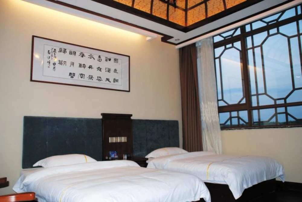 Luoyang Qixianyuan Hotel