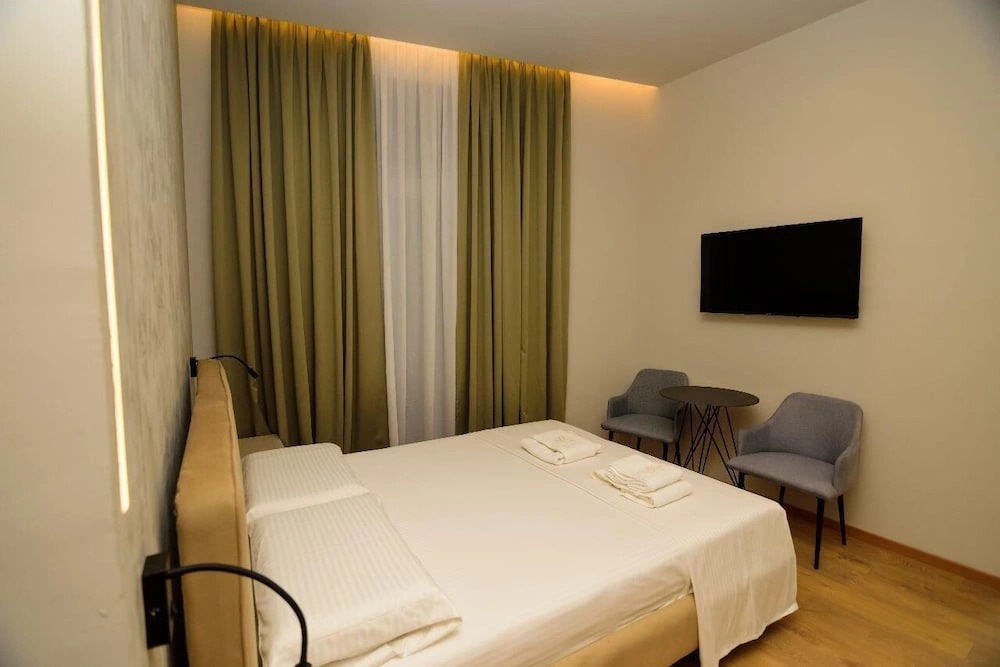 Hotel Zeneli Vlore