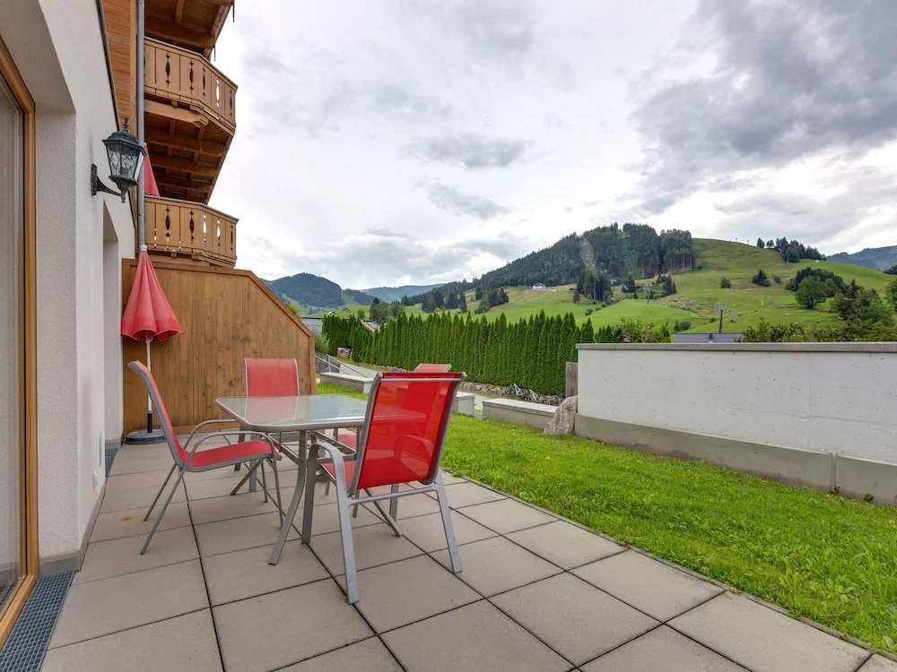 Luxurious Apartment Near Ski Area Maria Alm