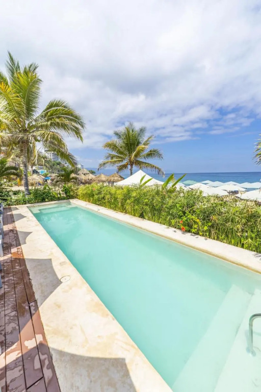 Suites at Sapphire Ocean Club