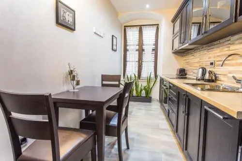 Pearl Apartments