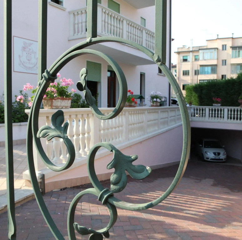 Nice Hotel