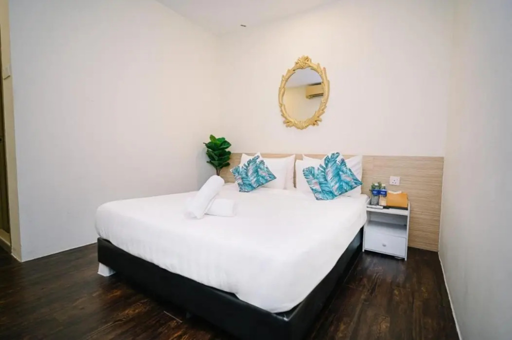 Swing & Pillows - Z Hotel Cyberjaya