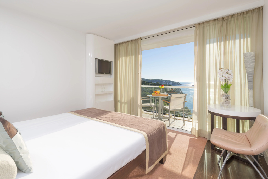 Amfora Hvar Grand Beach Resort