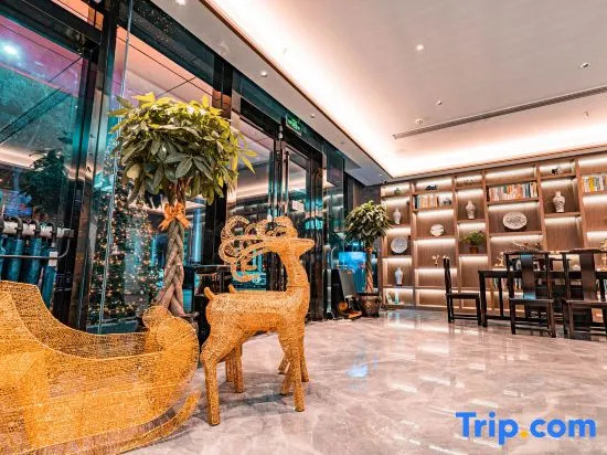 Rugao Yunlai Jurong Hotel