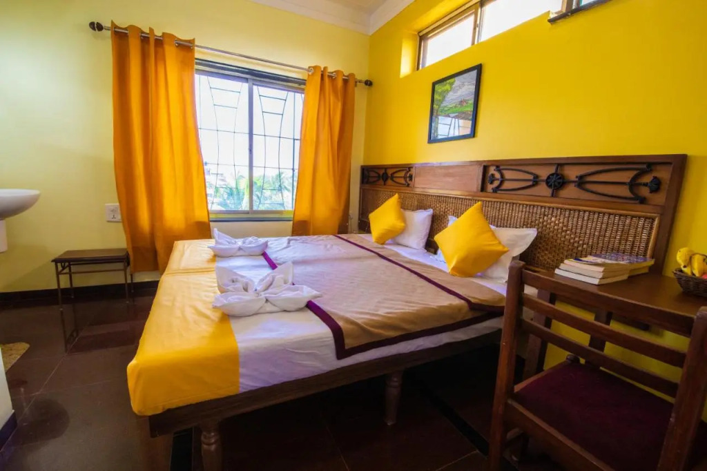 Hotel Raj Resort