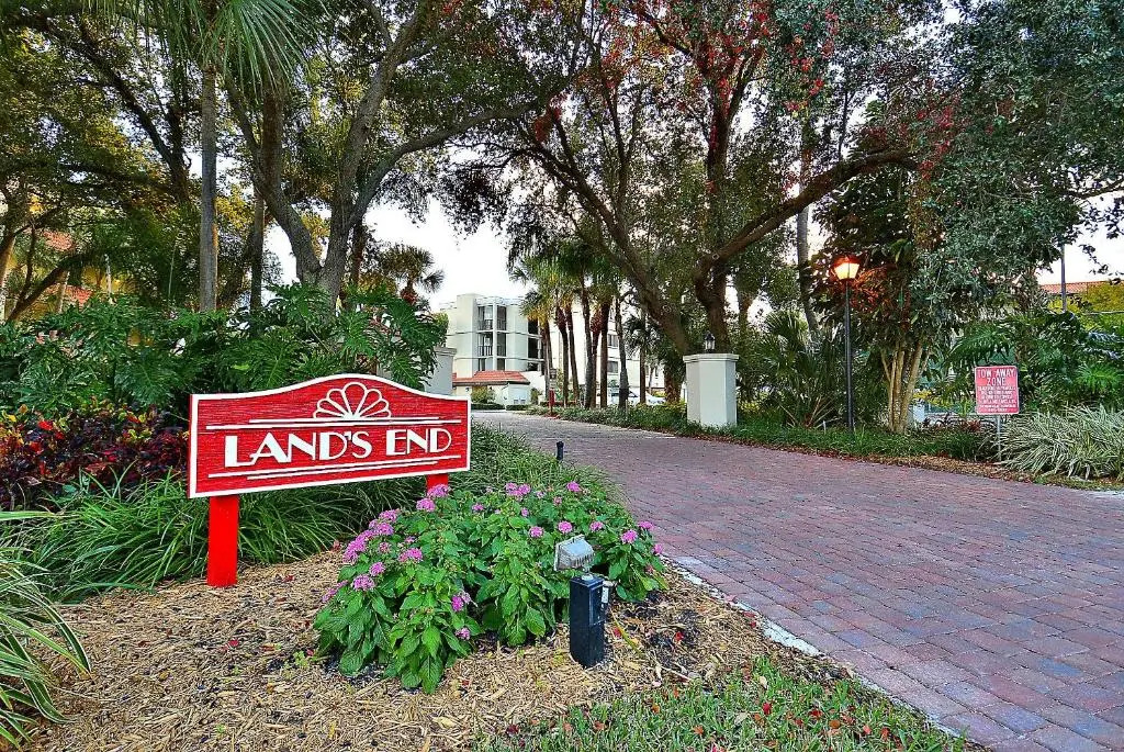 Land's End 11-405 Beach Front - Premier