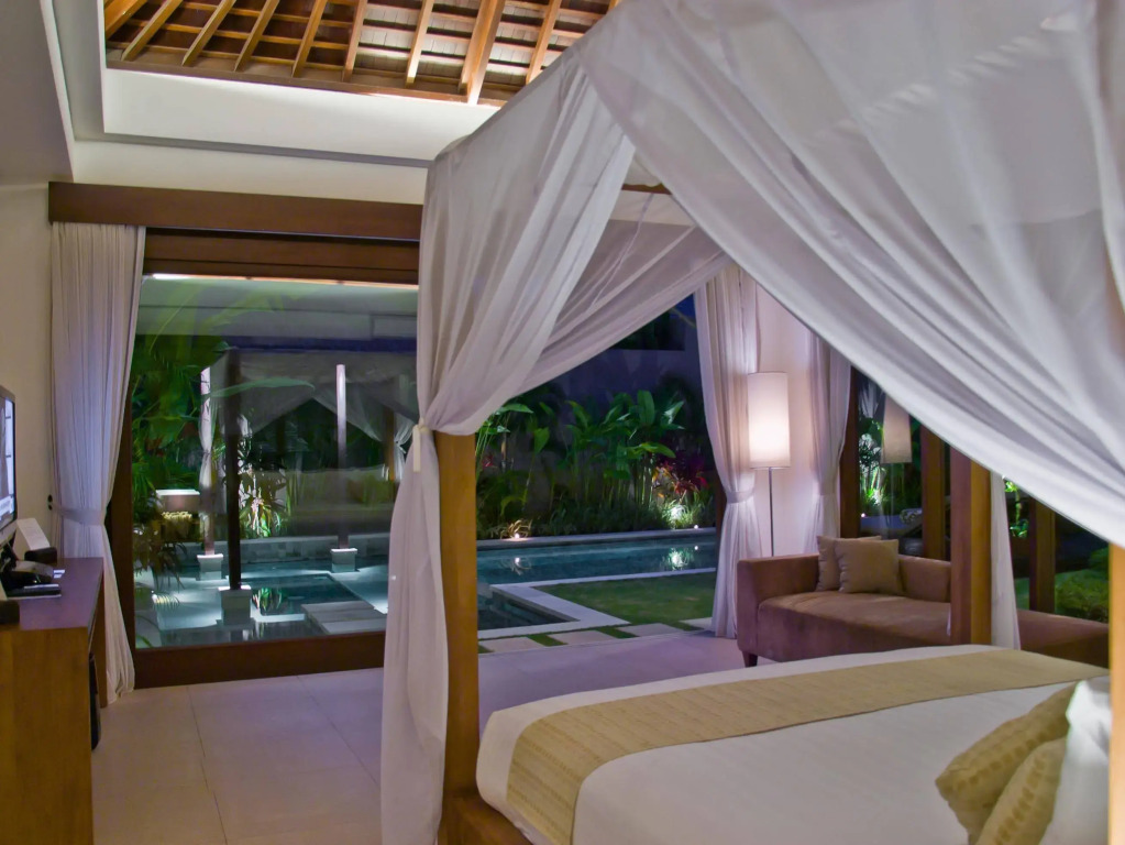 Chandra Bali Villas