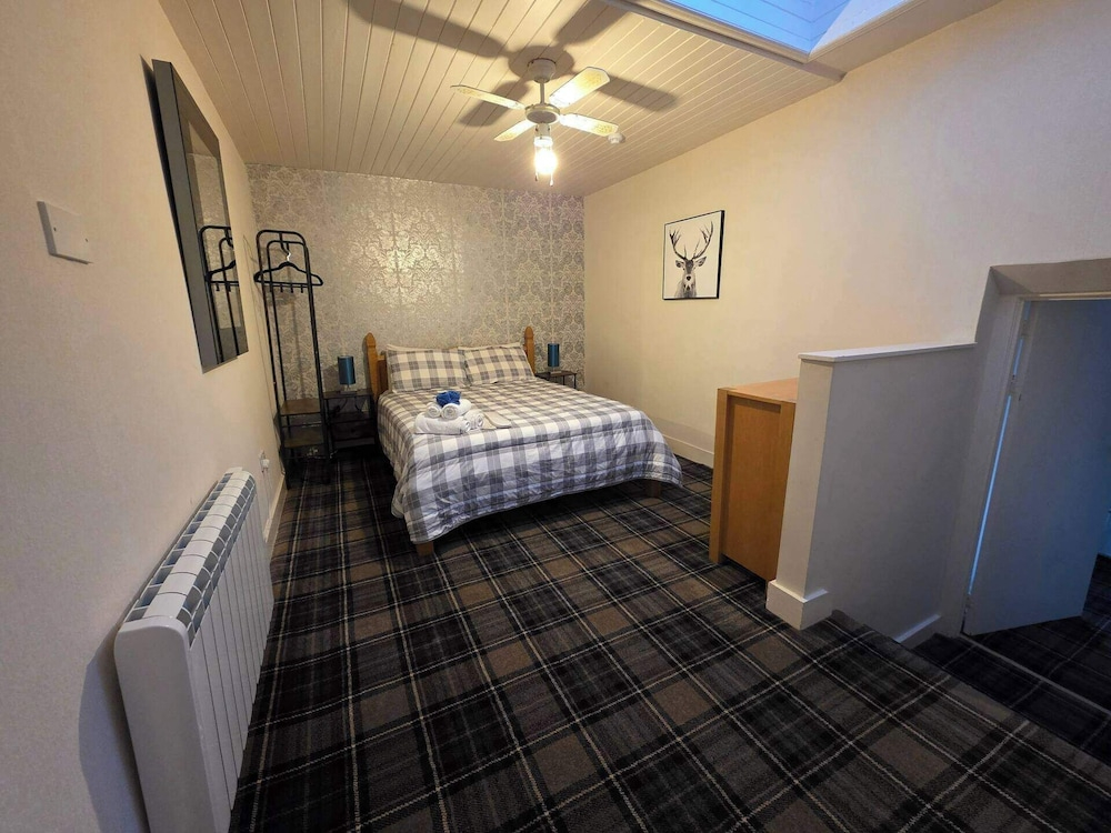 Highland Haven Apartment Sleeps 8