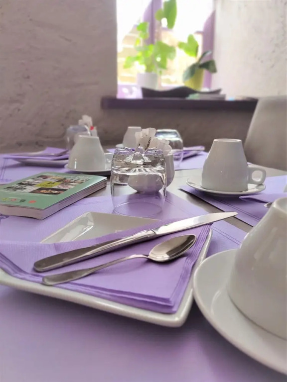 Hostellerie Maleville, logis hôtel Pontet