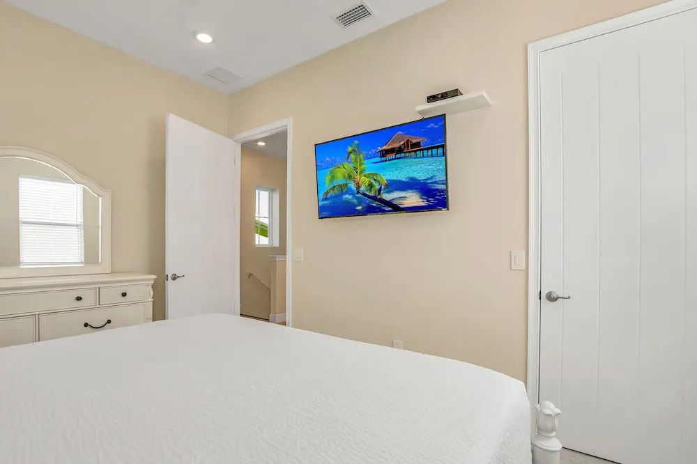 3078 Key Lime Loop