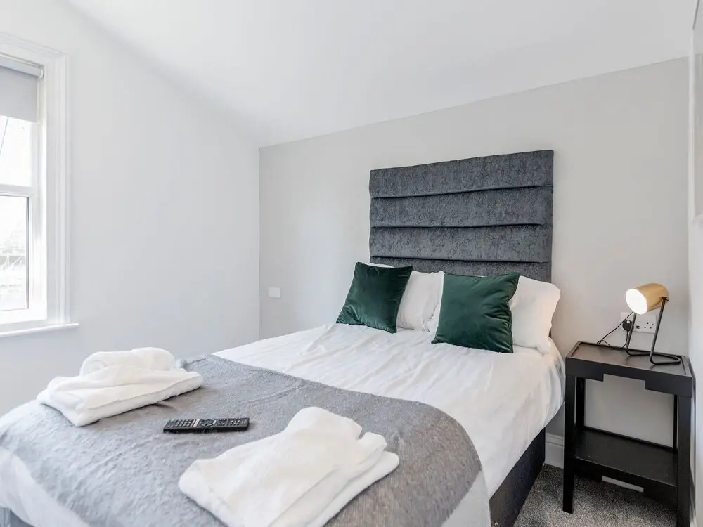 Alluring Holiday Home in Watford near Harry Potter Studio