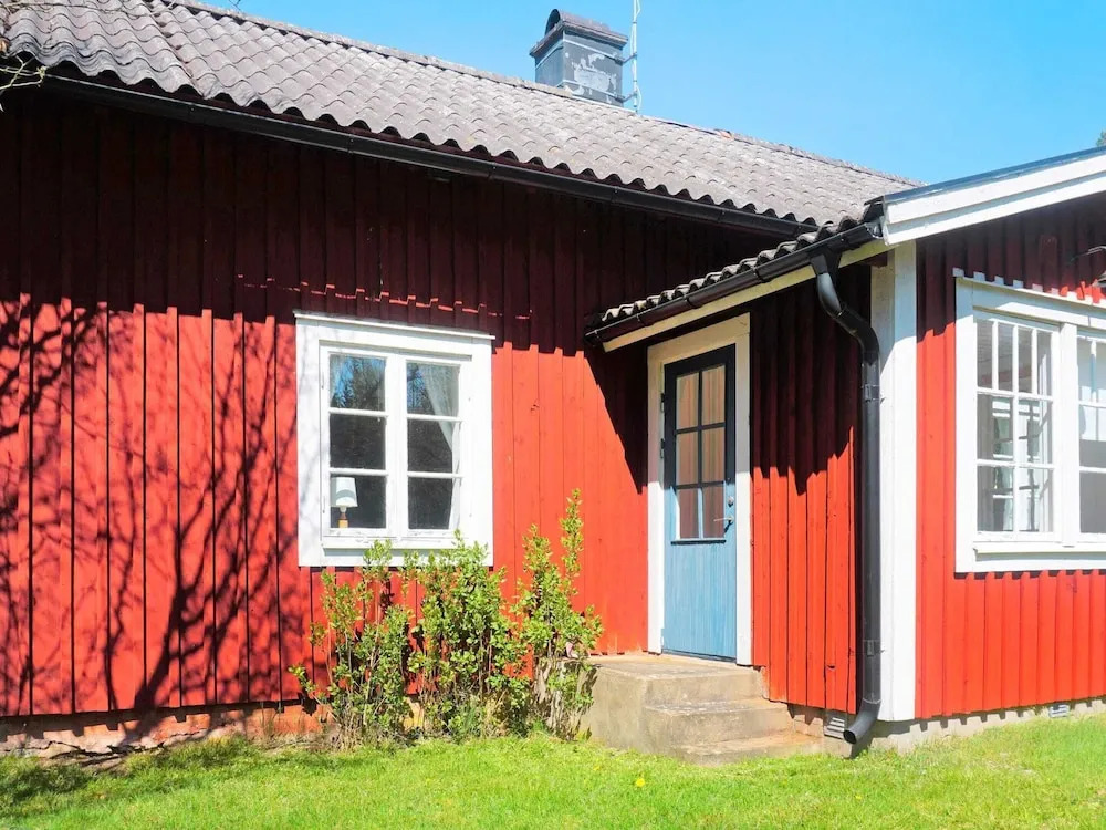 6 Person Holiday Home in Tingsryd-by Traum