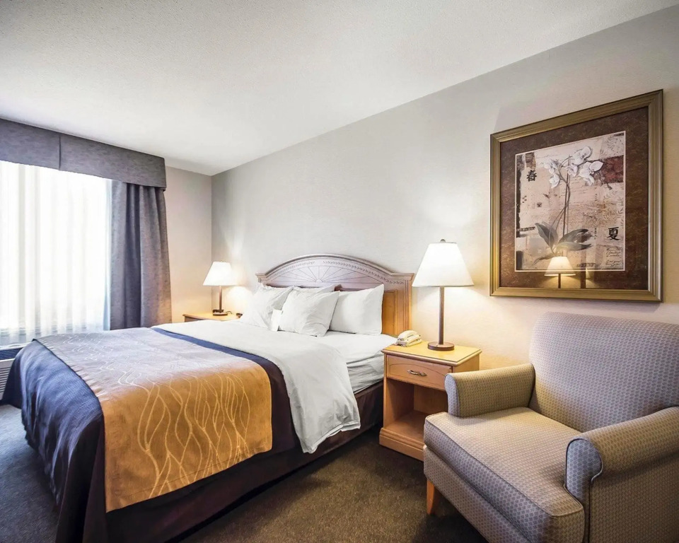Comfort Inn & Suites