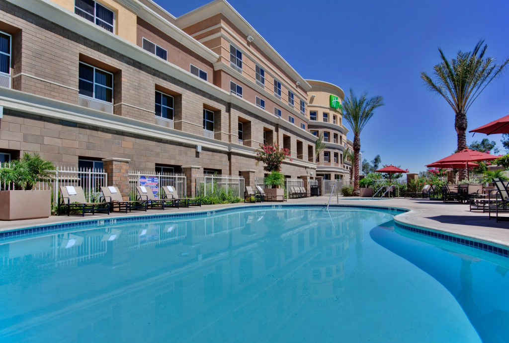 Holiday Inn Ontario Airport - California by IHG