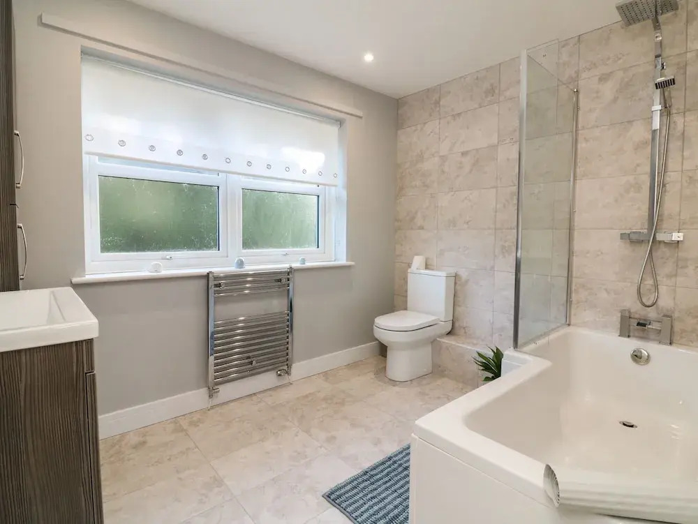 4 Woodland Park