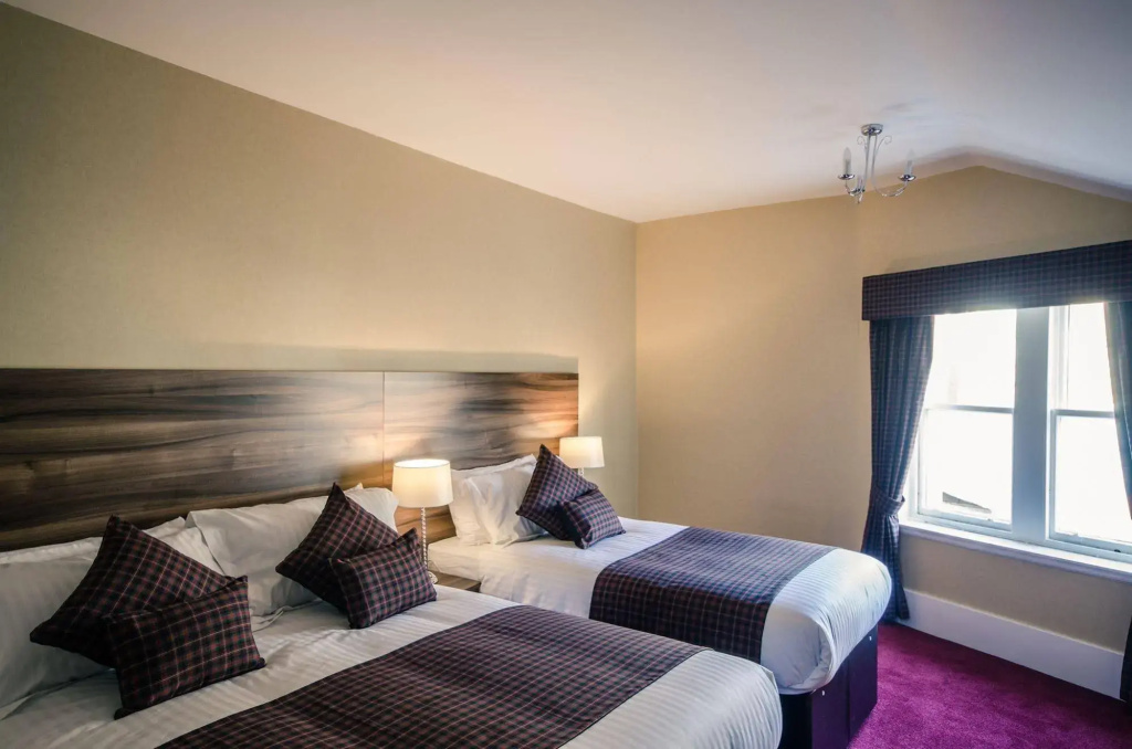 Royal West End Hotel