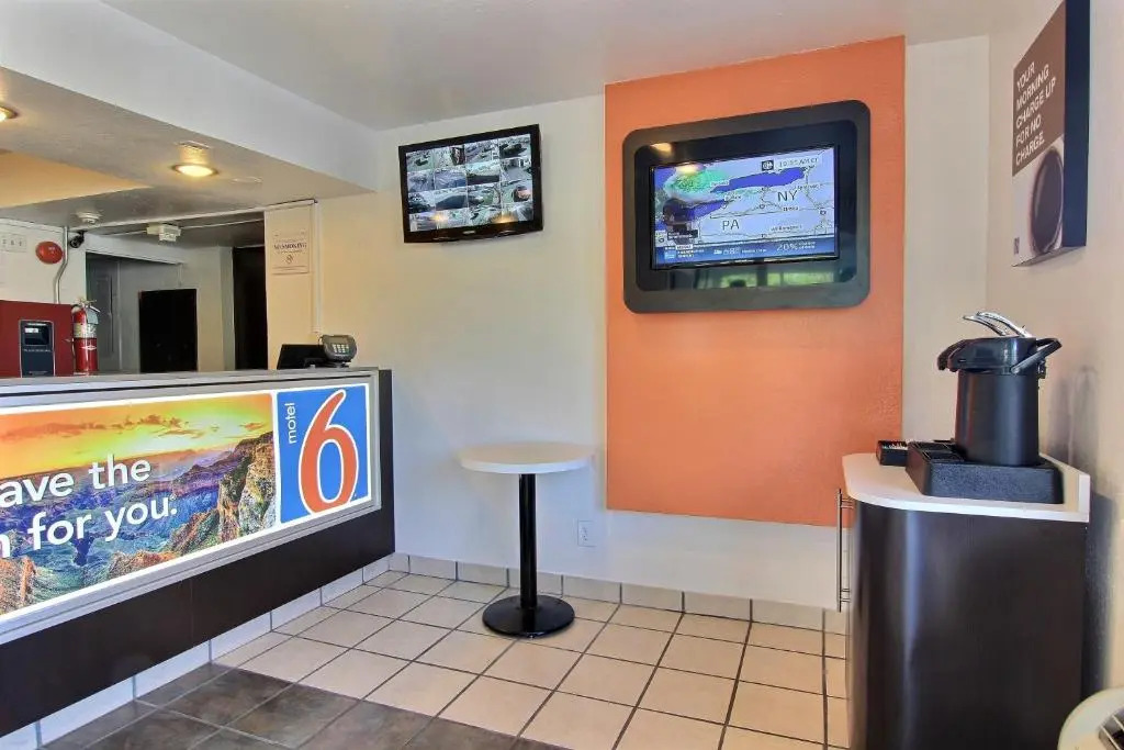 Motel 6-Austin, TX - North