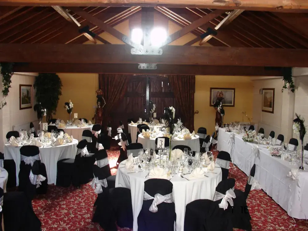 The Royal Arms Hotel Room Only