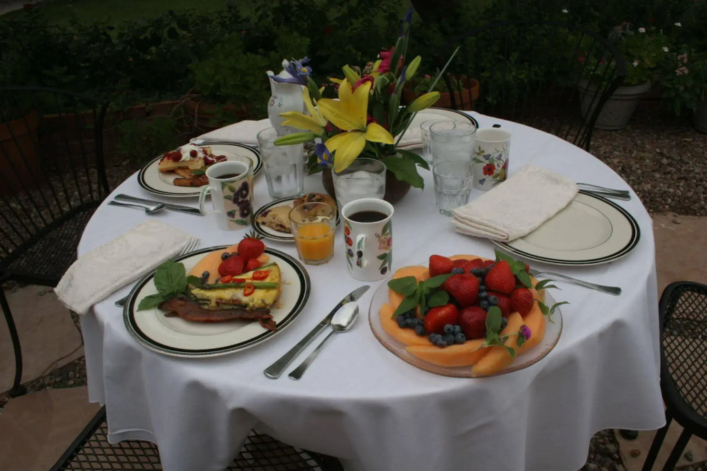 Mon Ami Bed and Breakfast