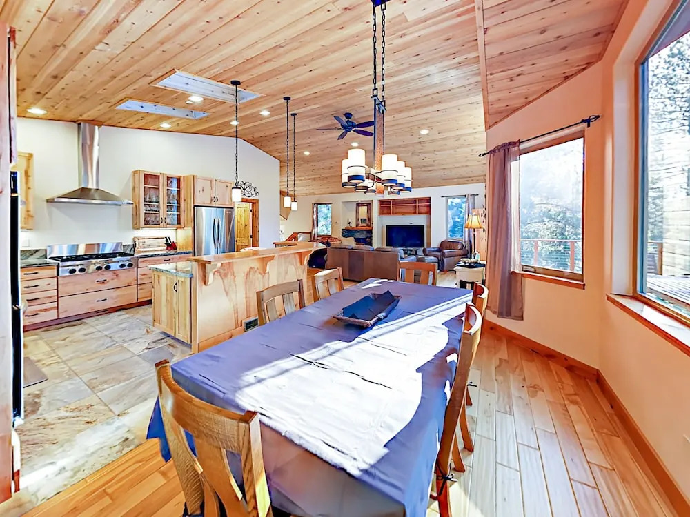 1593 Oglala Street House 3 Bedrooms 3 Bathrooms Home