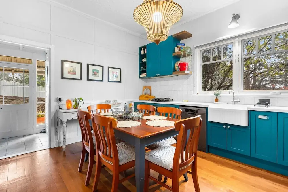 Bright 3-bed House With Garden,