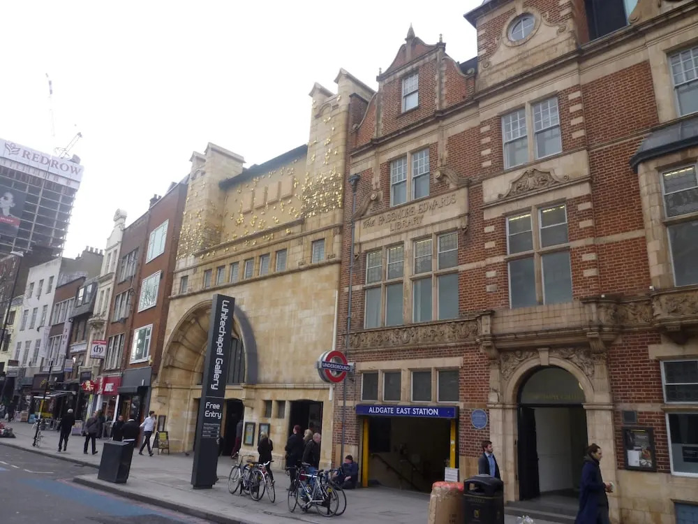 Modern 2 Bedroom House in Whitechapel