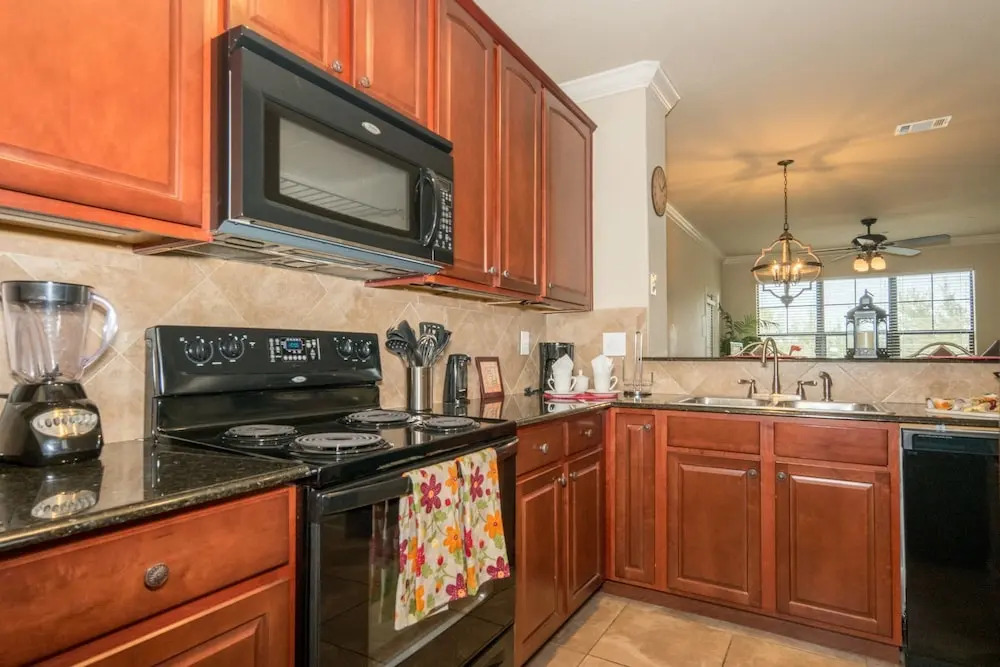 BP632CP Bella Piazza - Three Bedroom Condo