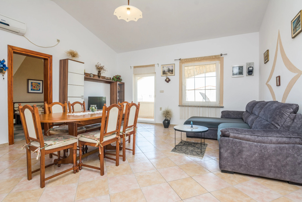 Seaview Apartment Varga 2