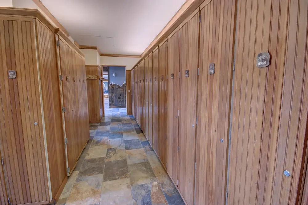 Black Bear 8052 by SummitCove Vacation Lodging