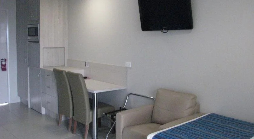 Cardwell Beachcomber Motel & Tourist Park