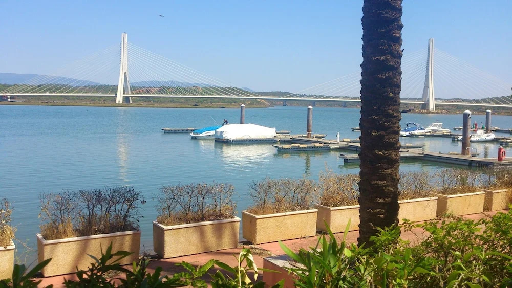 Apartment With one Bedroom in Estômbar, With Wonderful City View, Pool