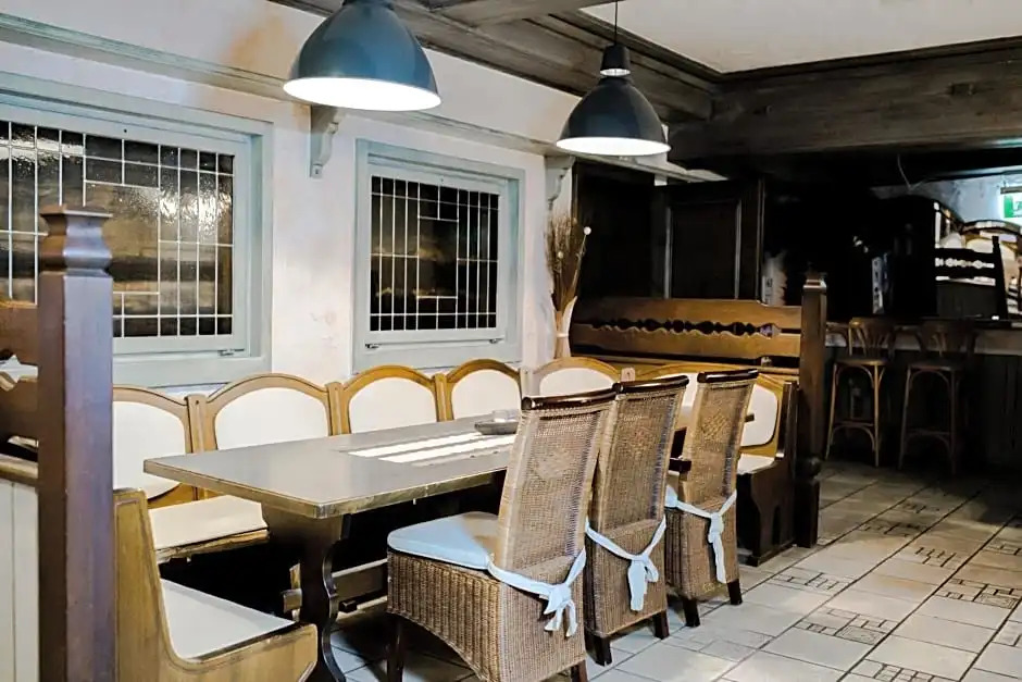 Bach Hotel