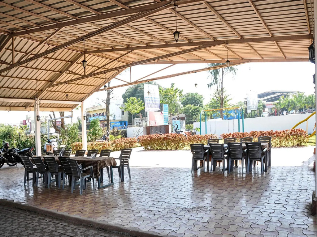 The Cloud Hotel and Resorts by OYO Rooms