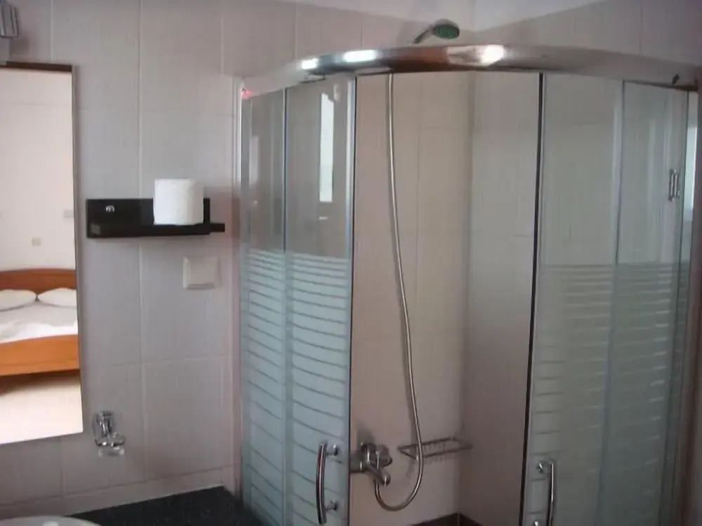 Paralia Rooms