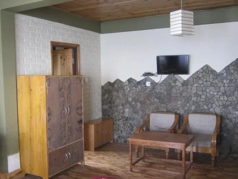 Deolo Cliff Eco Resort
