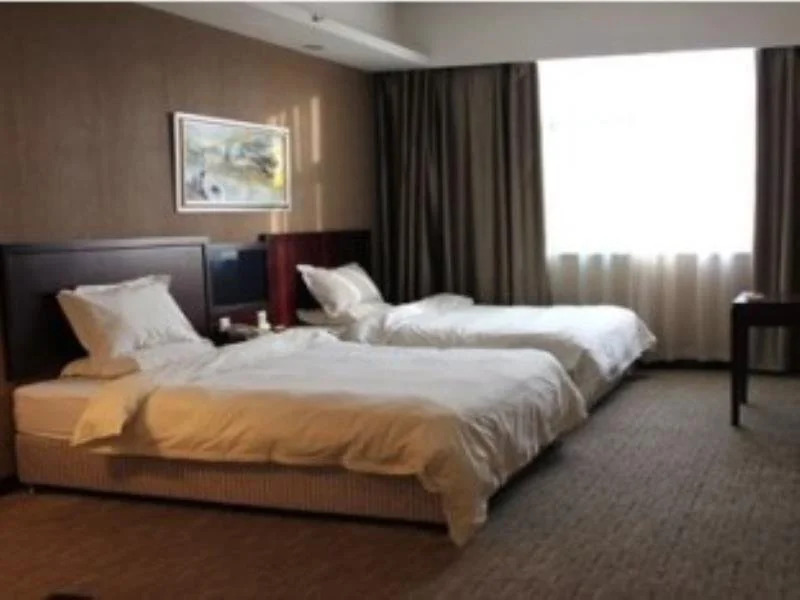Jinan Huanlian Lucaihuang Business Hotel