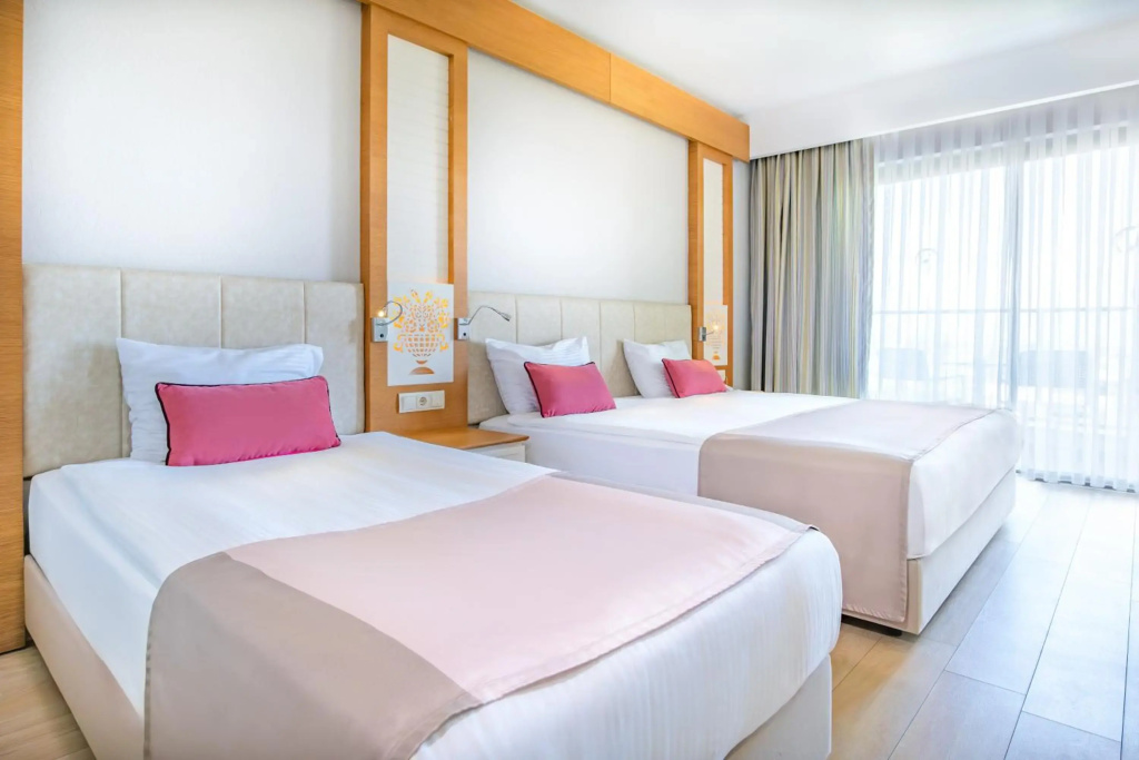Port Nature Luxury Resort