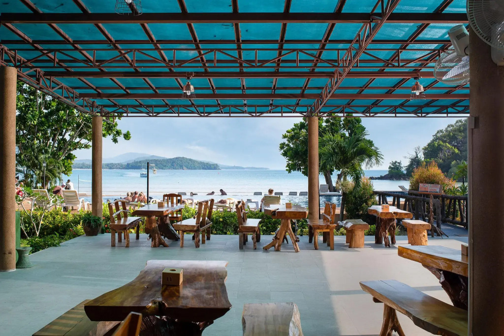 Kaw Kwang Beach Resort