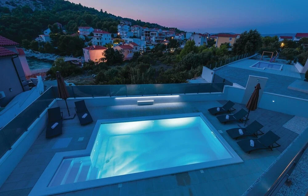 Beautiful Home in Razanj With Wifi and 3 Bedrooms