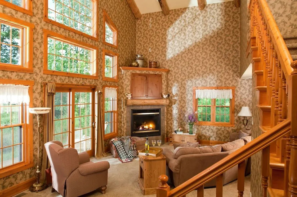 Chanticleer Guest House