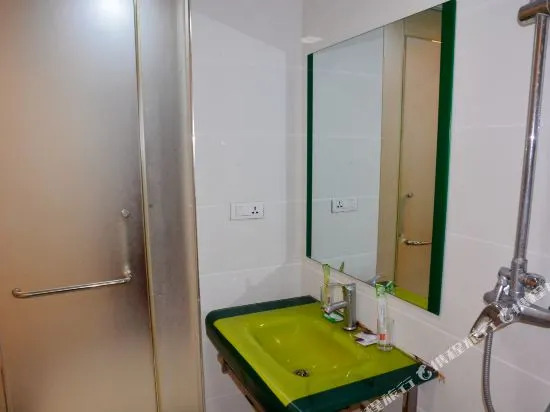 Ruifeng Business Hotel Mount Wudang