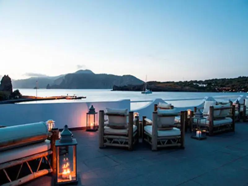 Hotiday Vulcano Porto