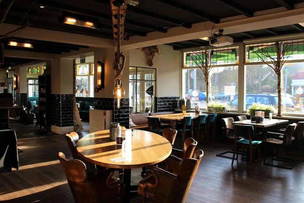 Hotel Fase Fier Eten en Drinken