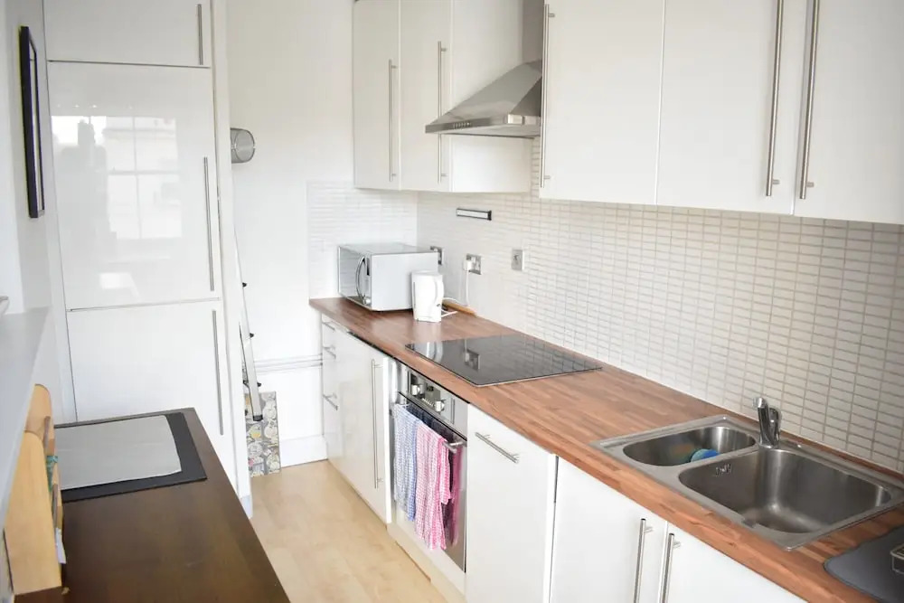 2 Bedroom Mayfair Apartment Near Hyde Park
