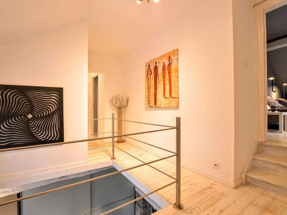 Stylish Stay with Pool, Jalhay