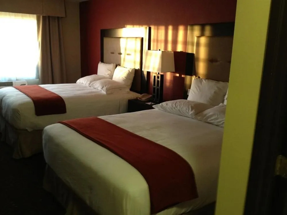 Comfort Inn & Suites At ASU