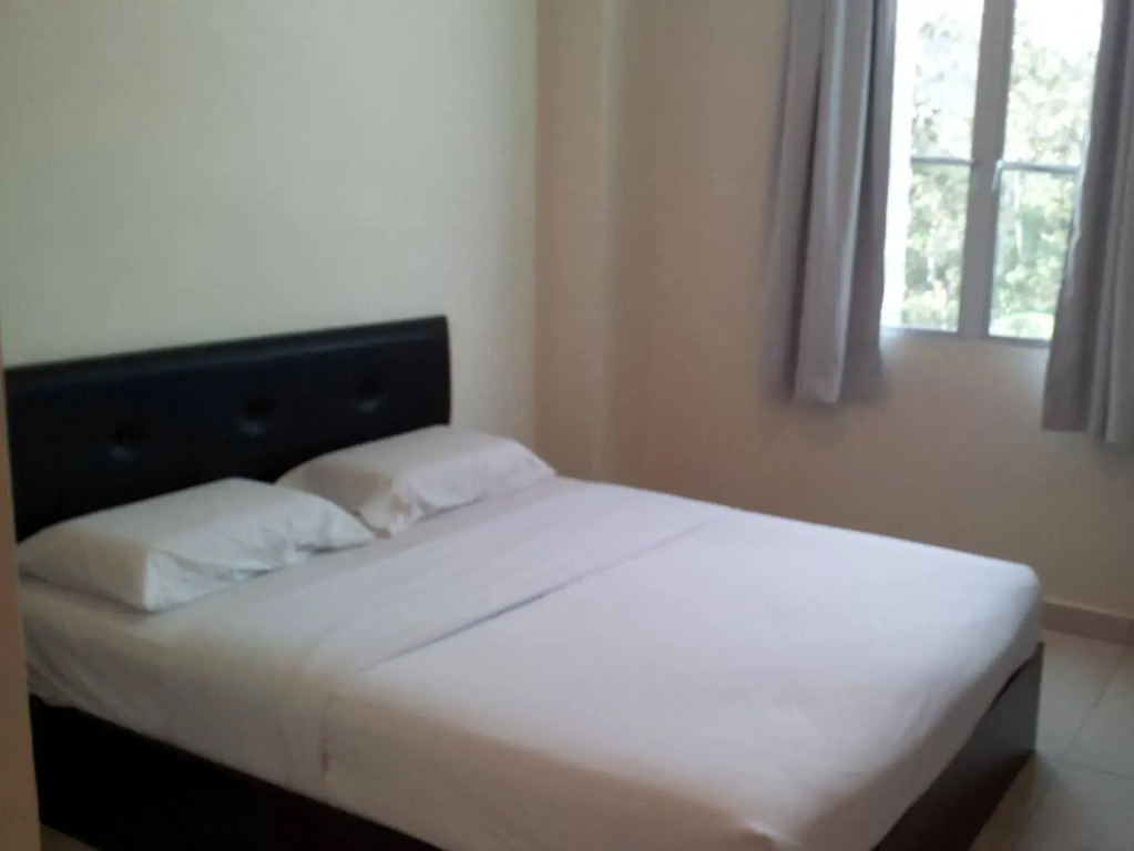 OYO 89715 CK Hotel
